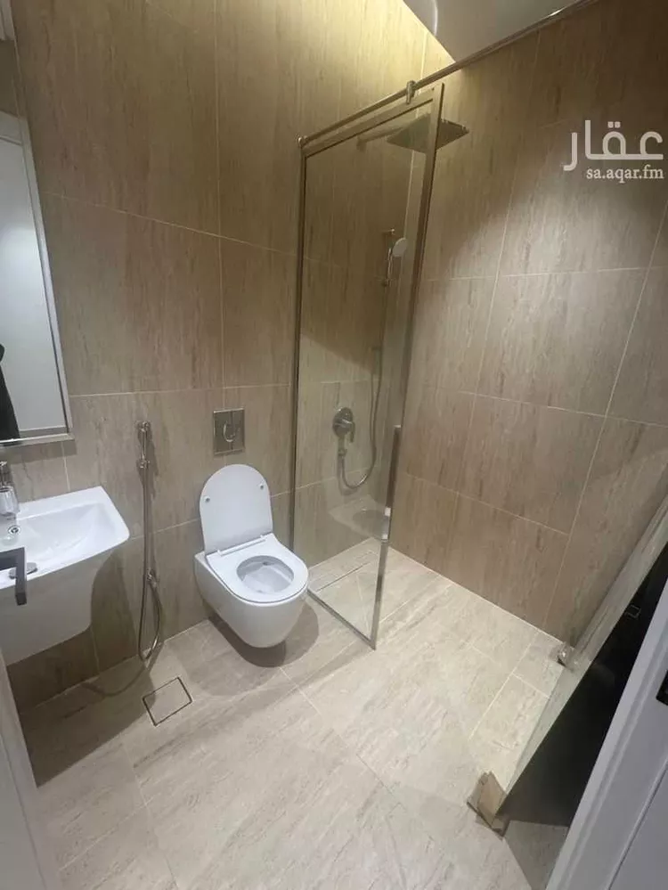 شقة للإيجار في شارع الامير مقرن بن عبدالعزيز, حي مغرزات, مدينة الرياض, منطقة الرياض صورة 3