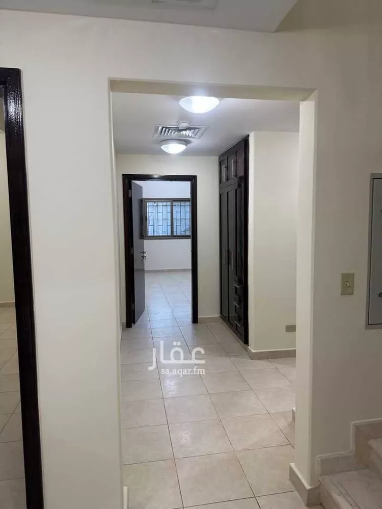 فيلا للبيع في شارع طيبة 9, حي جلمودة, مدينة مدينه الجبيل الصناعيه, المنطقة الشرقية 9