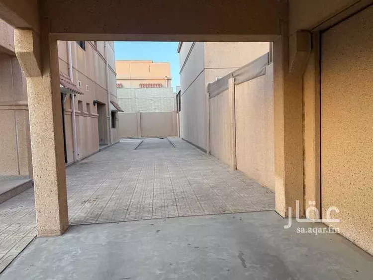 فيلا للبيع في شارع طيبة 9, حي جلمودة, مدينة مدينه الجبيل الصناعيه, المنطقة الشرقية 8