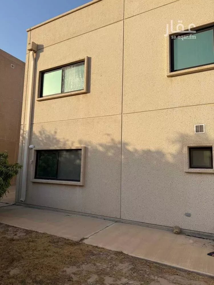 فيلا للبيع في شارع اللؤلؤ 19, حي جلمودة, مدينة مدينه الجبيل الصناعيه, المنطقة الشرقية صورة 2