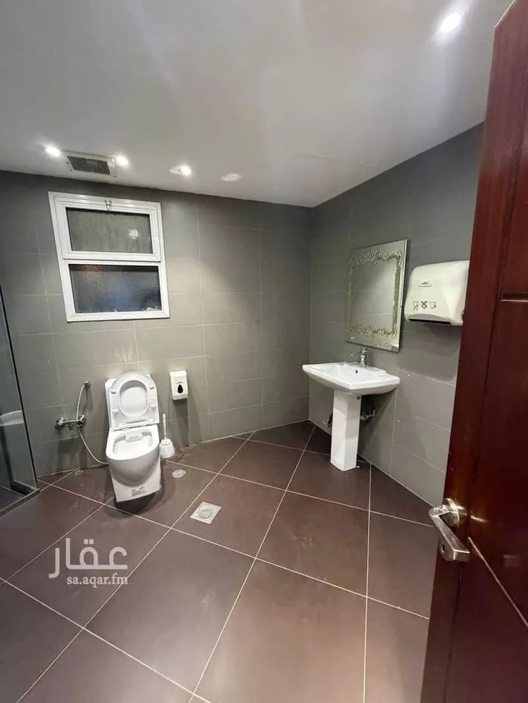 عمارة للإيجار في شارع دمياط, حي التعاون, مدينة الرياض, منطقة الرياض صورة 3