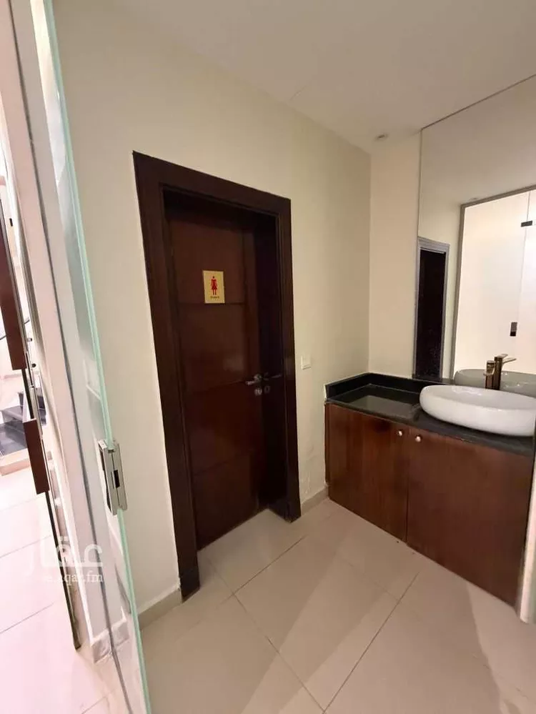 عمارة للإيجار في شارع دمياط, حي التعاون, مدينة الرياض, منطقة الرياض صورة 4