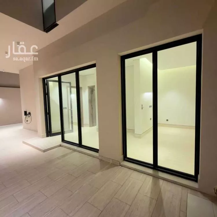 فيلا للإيجار في شارع اللزاز, حي المعذر الشمالي, مدينة الرياض, منطقة الرياض صورة 4