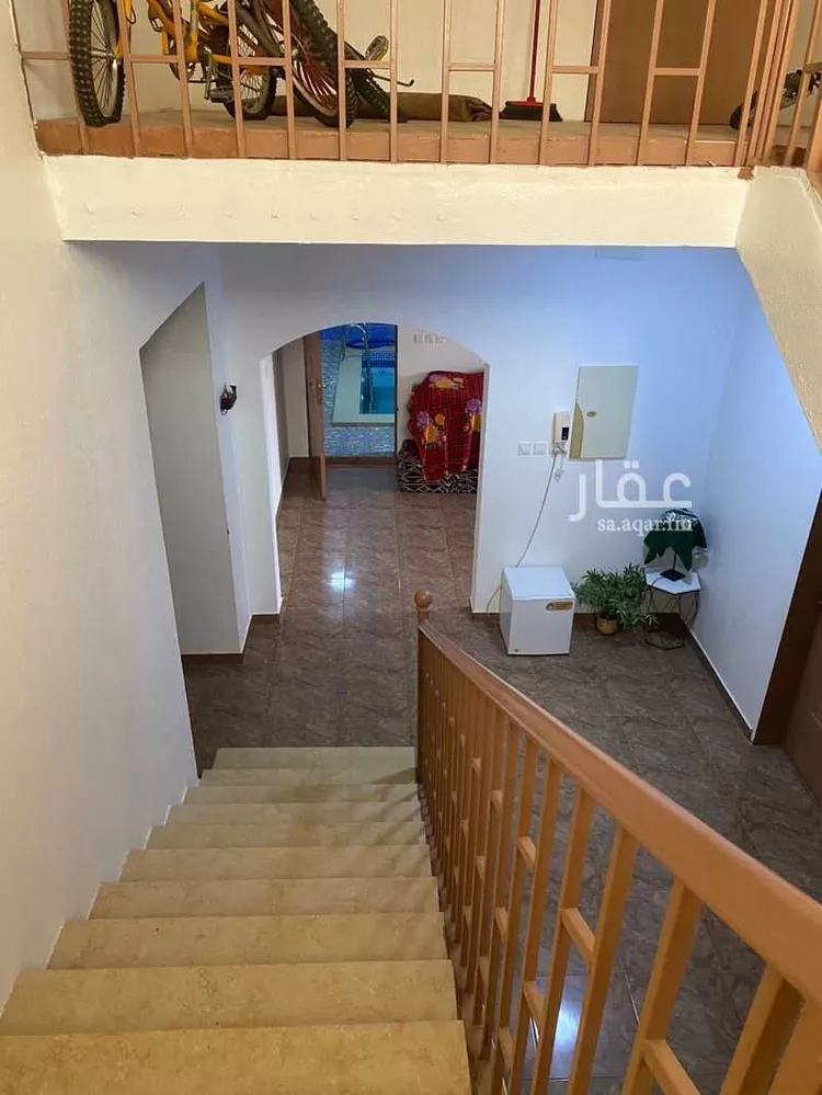 Floor for Sale in Abha As Sarawat 9