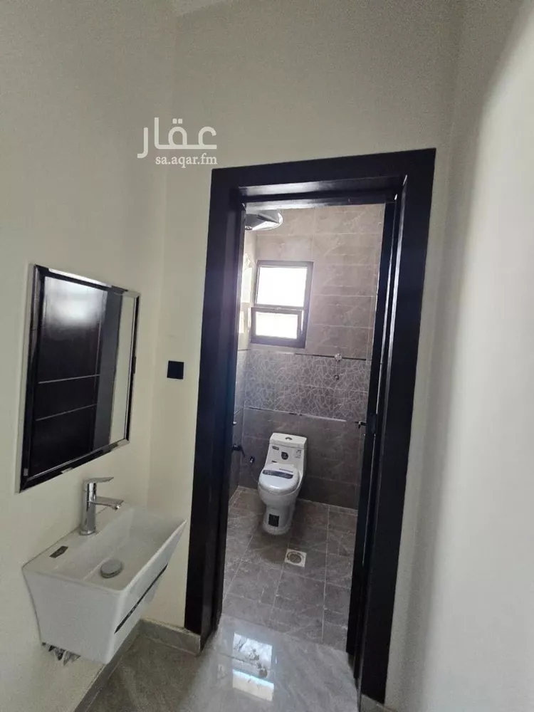 دور للبيع في شارع عبدالحفيظ درويش عجيمي, حي البيان, مدينة الرياض, منطقة الرياض صورة 4