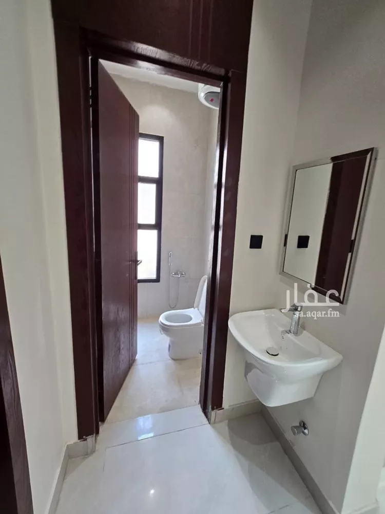 Floor for Sale in Riyadh Ash Sharq 18
