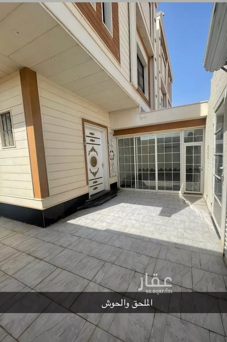 فيلا للبيع في شارع الحسين بن خالوية, حي المهدية, مدينة الرياض, منطقة الرياض صورة 3