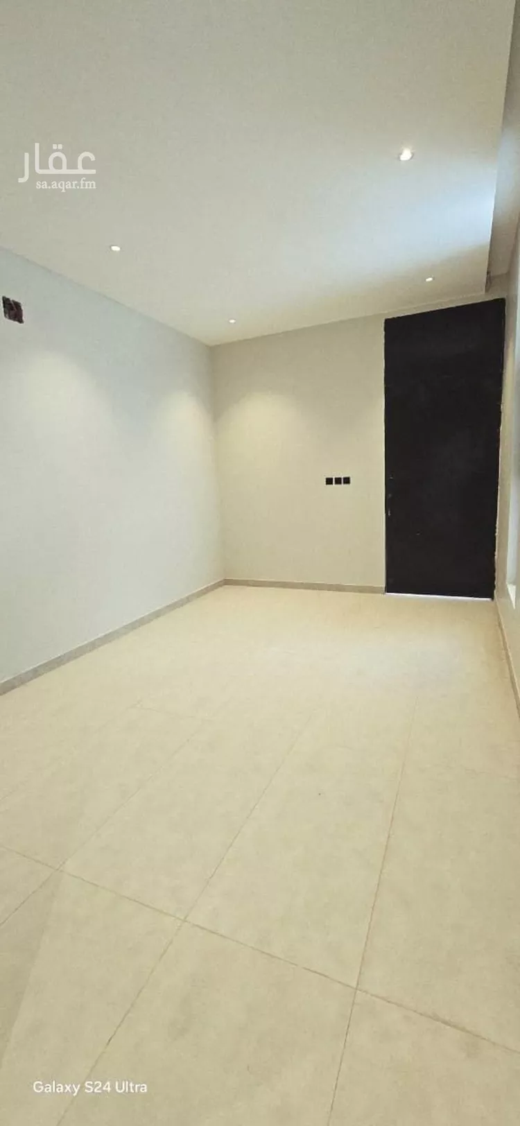 Floor for Sale in Riyadh Ar Rimal 7