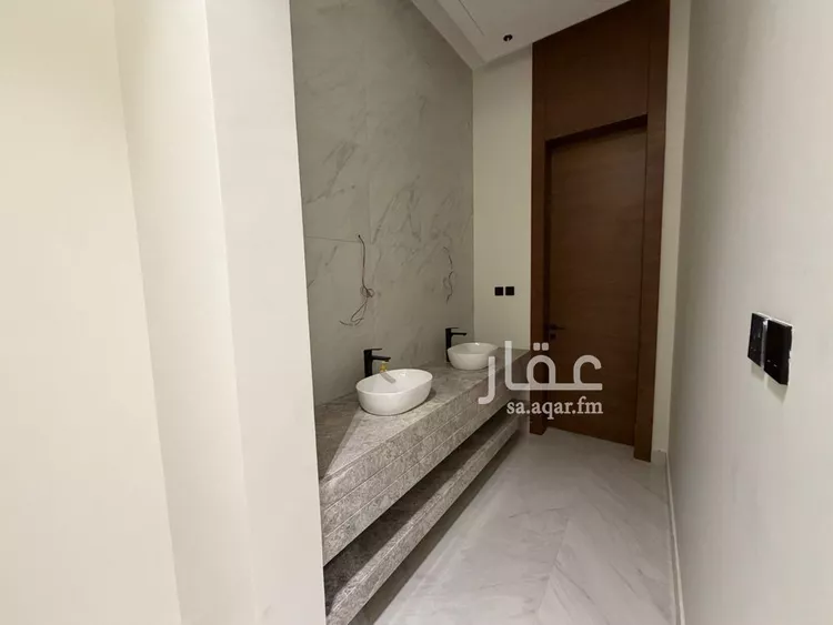 فيلا للبيع في شارع الخازن, حي العارض, مدينة الرياض, منطقة الرياض 9