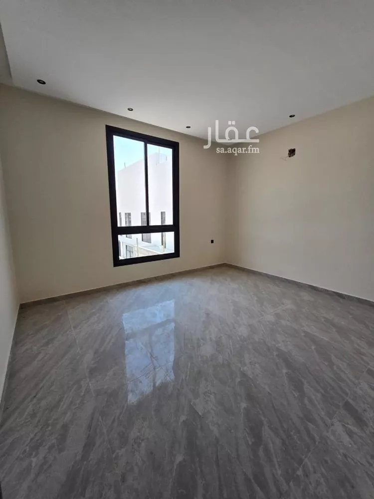 Floor for Sale in Riyadh Ash Sharq 9