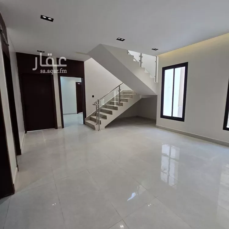 Floor for Sale in Riyadh Ash Sharq 10