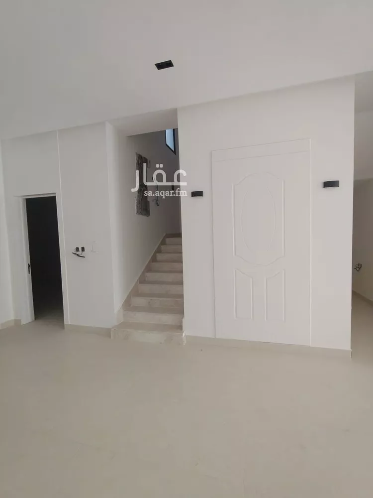 فيلا للبيع في شارع ابن الصقر, حي الخليج, مدينة الرياض, منطقة الرياض صورة 5