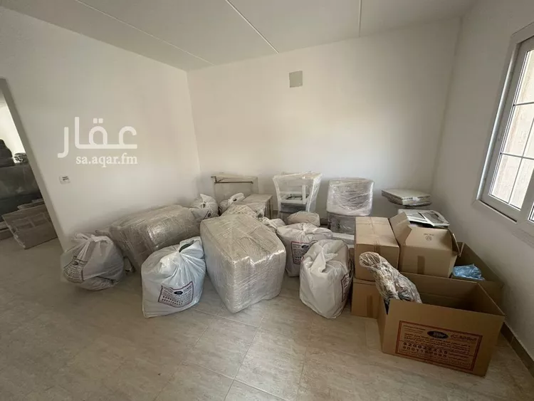 فيلا للإيجار في شارع أبي الغنائم الكتان, حي مطار الملك خالد الدولي, مدينة الرياض, منطقة الرياض صورة 3