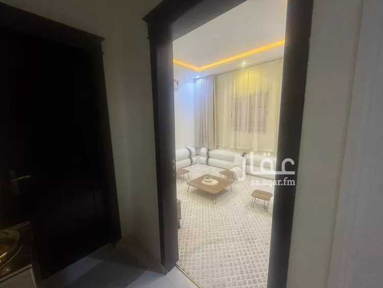 فيلا للبيع في شارع حمزة بن القاسم, حي الرمال, مدينة الرياض, منطقة الرياض 10