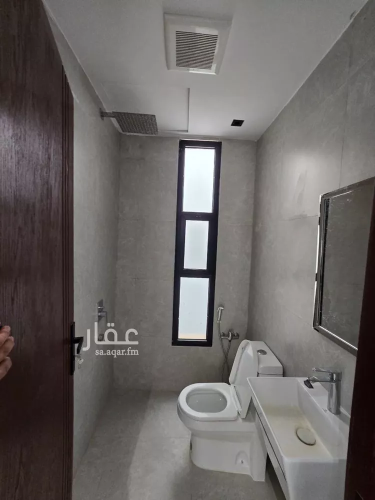Floor for Sale in Riyadh Ash Sharq 7