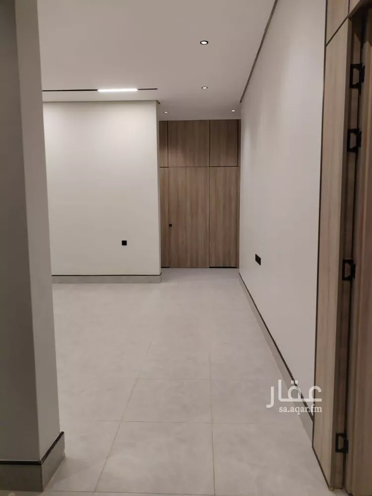 Floor for Sale in Riyadh Al Janadriyah صورة 3