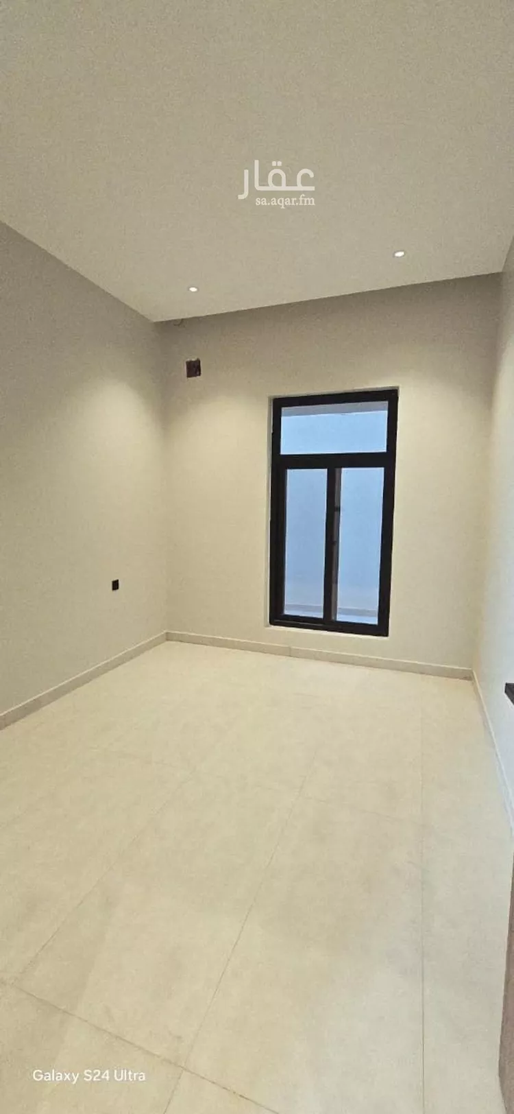 Floor for Sale in Riyadh Ar Rimal 16