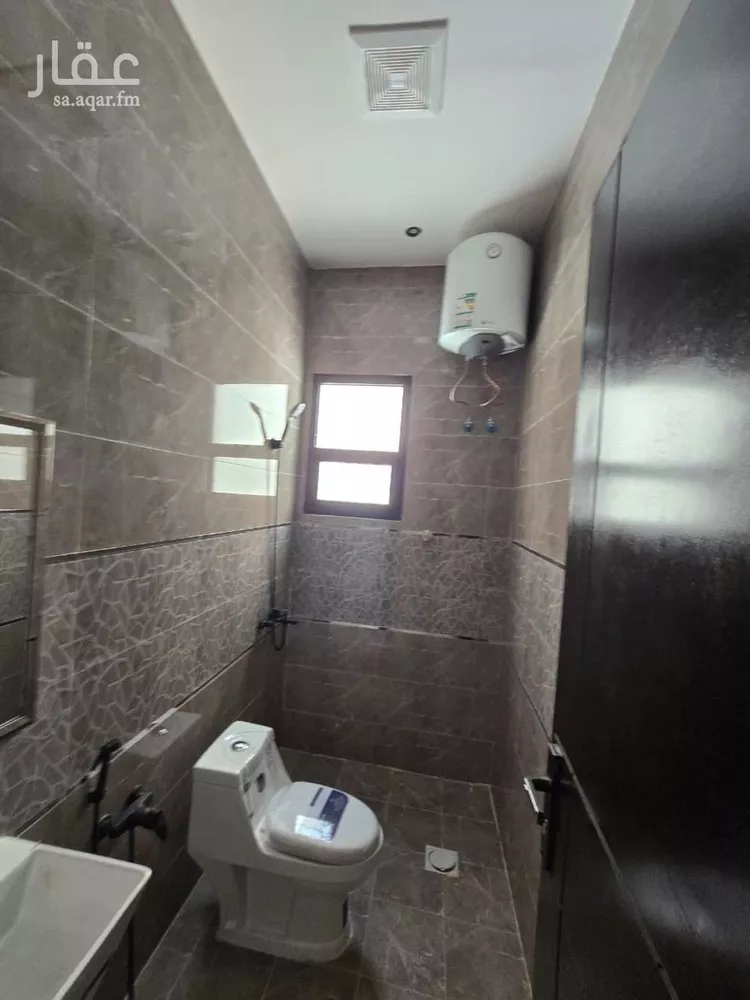 Floor for Sale in Riyadh Ash Sharq 11