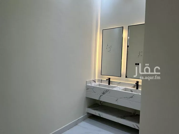 فيلا للبيع في شارع عمر ابن حبيب , حي الجنادرية, مدينة الرياض, منطقة الرياض صورة 3