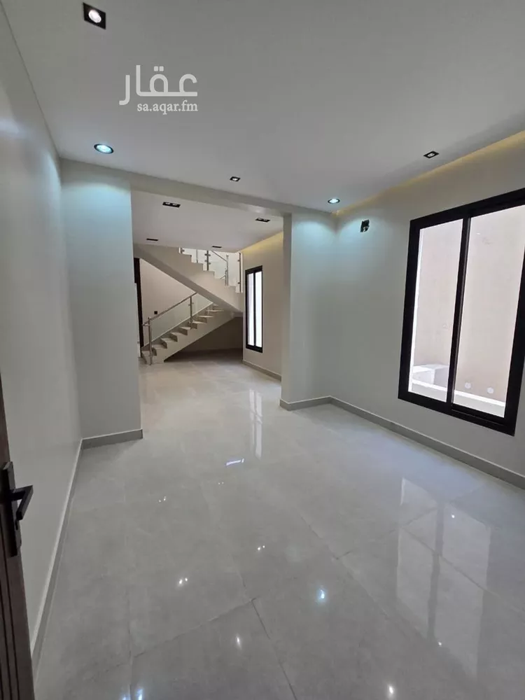 Floor for Sale in Riyadh Ash Sharq 9