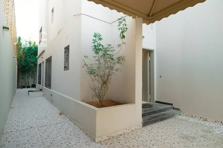 فيلا للبيع في شارع مناظر, حي النرجس, مدينة الرياض, منطقة الرياض صورة 3