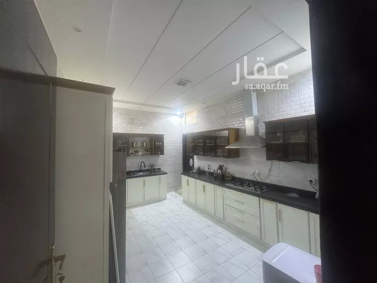 فيلا للبيع في شارع حمزة بن القاسم, حي الرمال, مدينة الرياض, منطقة الرياض 22