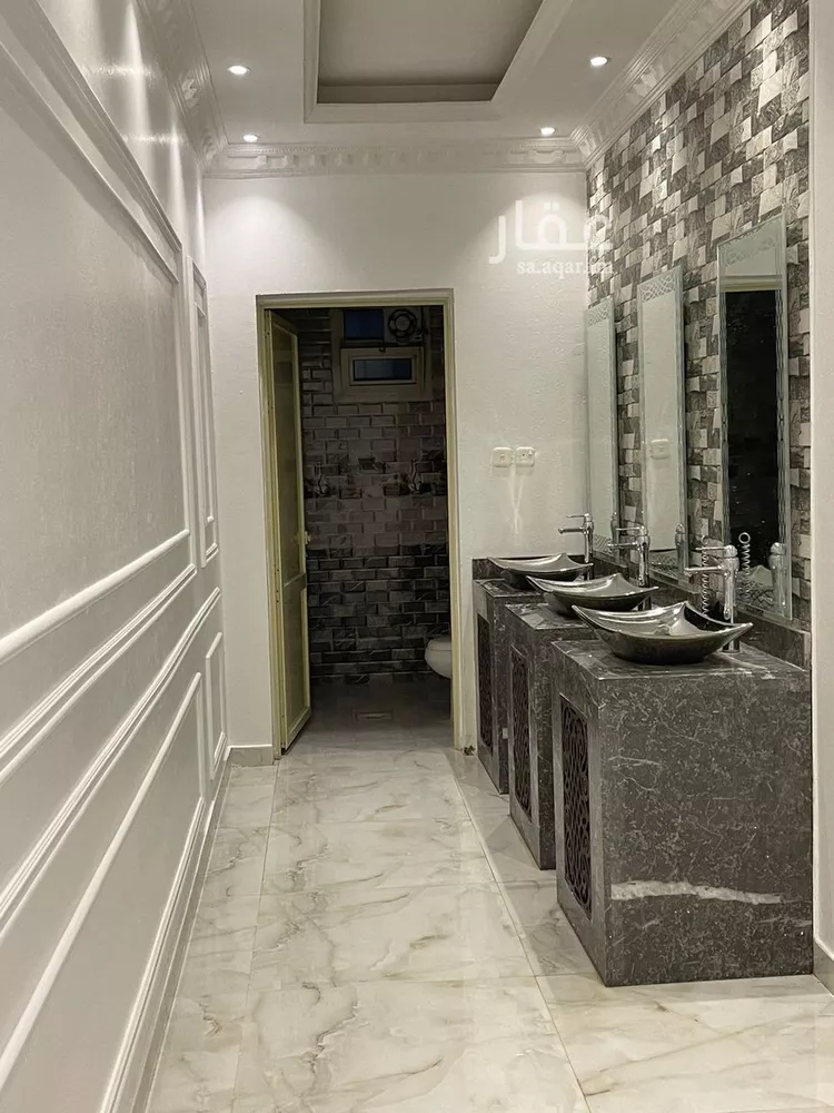 Villa for Sale in Riyadh Al Qadisiyah 16