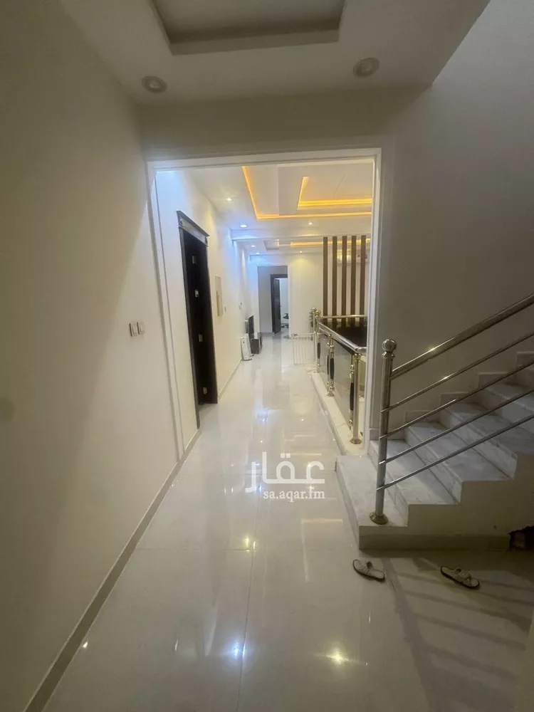فيلا للبيع في شارع حمزة بن القاسم, حي الرمال, مدينة الرياض, منطقة الرياض 15