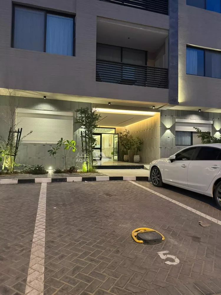 شقة للبيع في شارع أحمد بن ميسر, حي قرطبة, مدينة الرياض, منطقة الرياض صورة 2