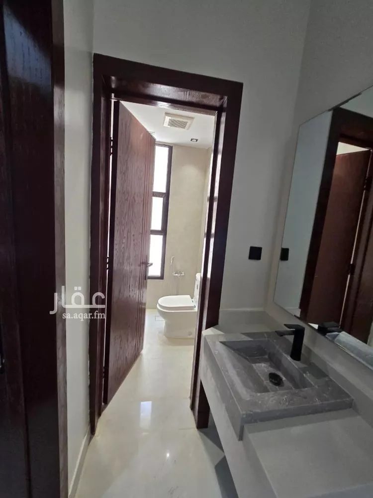 Floor for Sale in Riyadh Ash Sharq 6