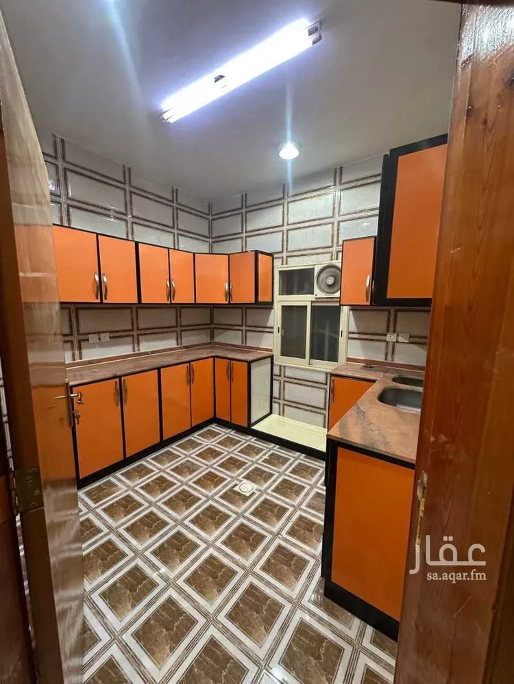 شقة للإيجار في شارع الانشاء, حي الغدير, مدينة أبها, منطقة عسير صورة 2