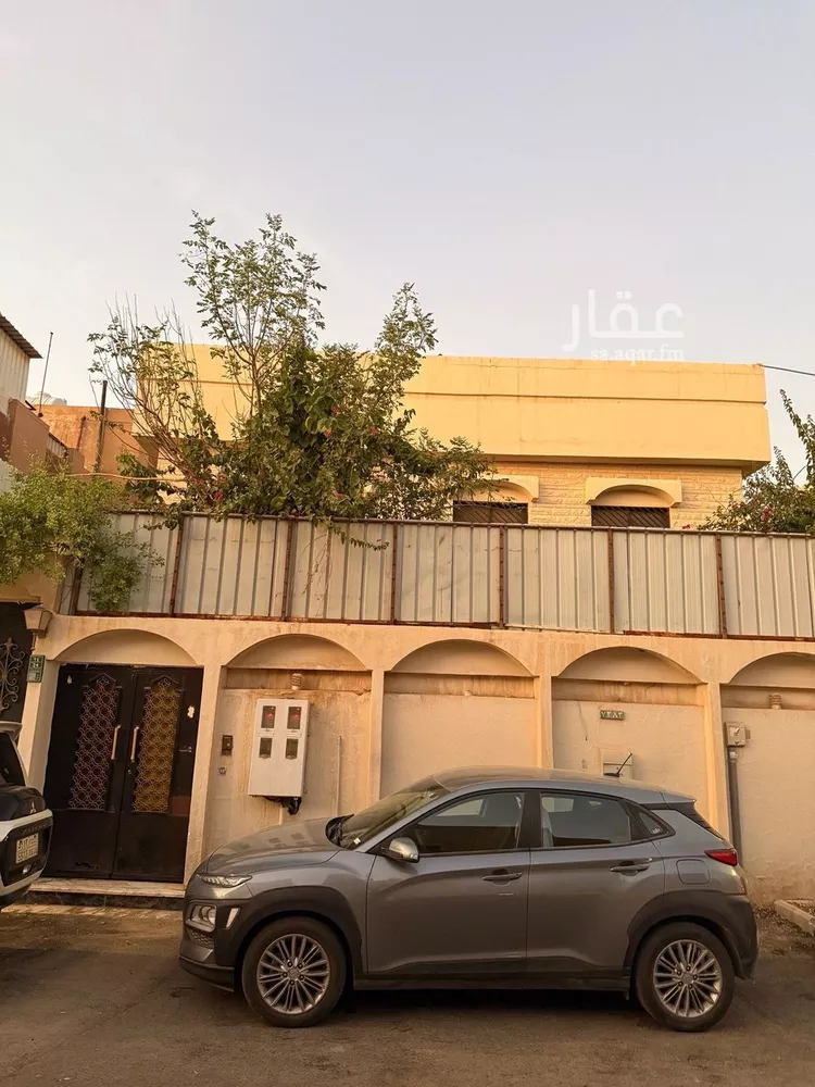 فيلا للبيع في شارع المنذر بن وبرة, حي الروضة, مدينة الرياض, منطقة الرياض صورة 3