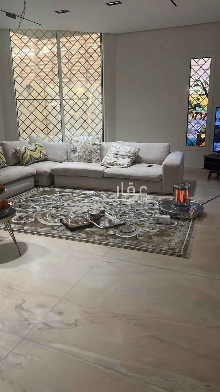 فيلا للبيع في شارع محمد آل عبدالقادر, حي الحمراء, مدينة الرياض, منطقة الرياض صورة 3