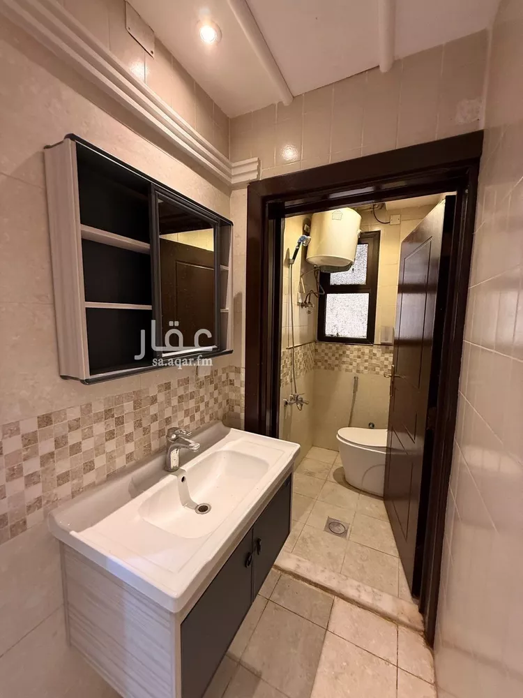 Floor for Rent in Riyadh Al Quds صورة 3