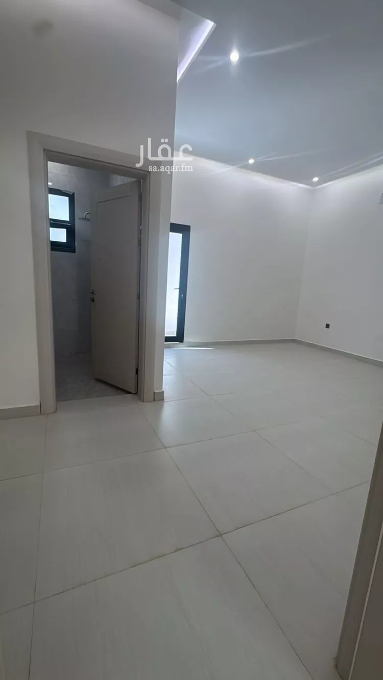 دور للبيع في شارع رقم 151, حي الجنادرية, مدينة الرياض, منطقة الرياض صورة 3