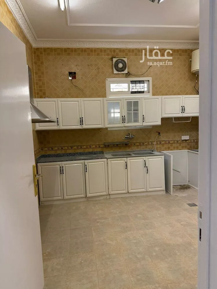 شقة للإيجار في شارع الدوحة, حي الحمراء, مدينة الرياض, منطقة الرياض صورة 2