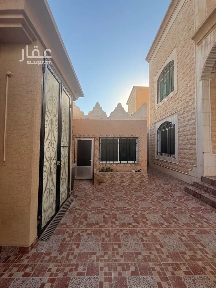 فيلا للبيع في شارع أبي الحسن الجوزي, حي القدس, مدينة الرياض, منطقة الرياض صورة 2