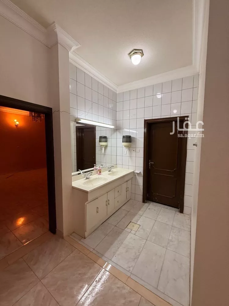 فيلا للبيع في شارع راشد الحبردي, حي القدس, مدينة الرياض, منطقة الرياض صورة 4