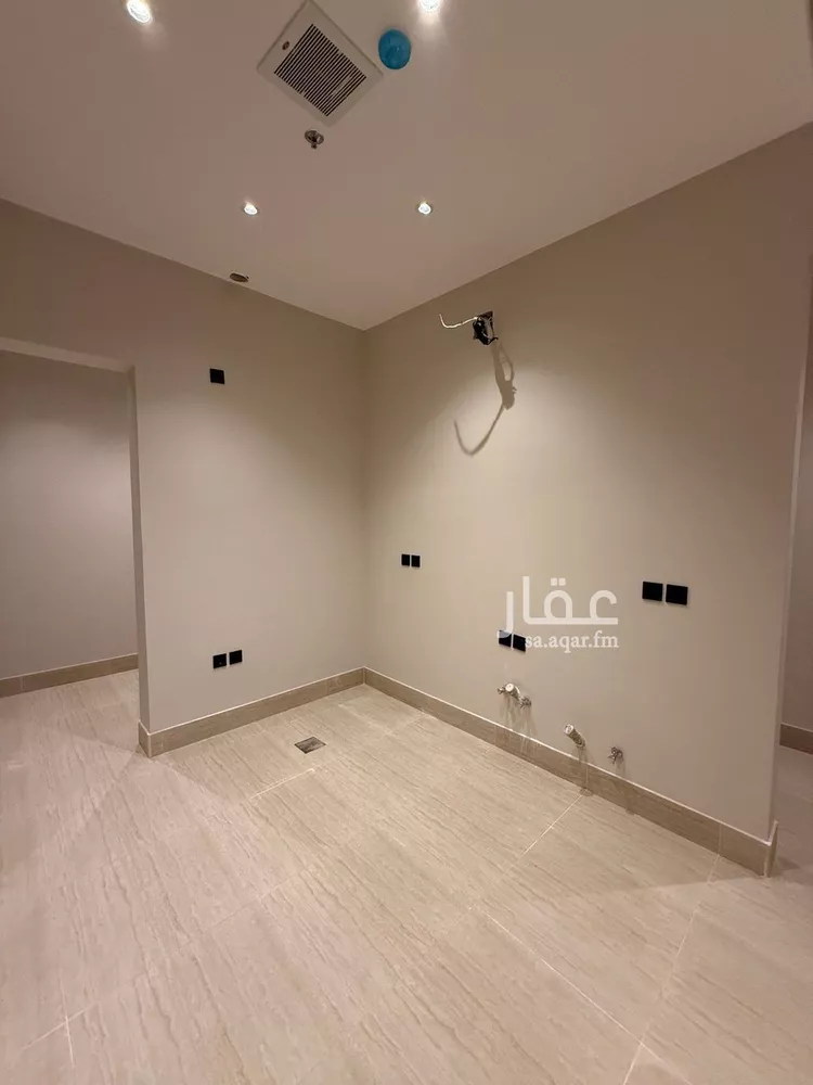 شقة للبيع في شارع الحنكة, حي الروضة, مدينة الرياض, منطقة الرياض صورة 3