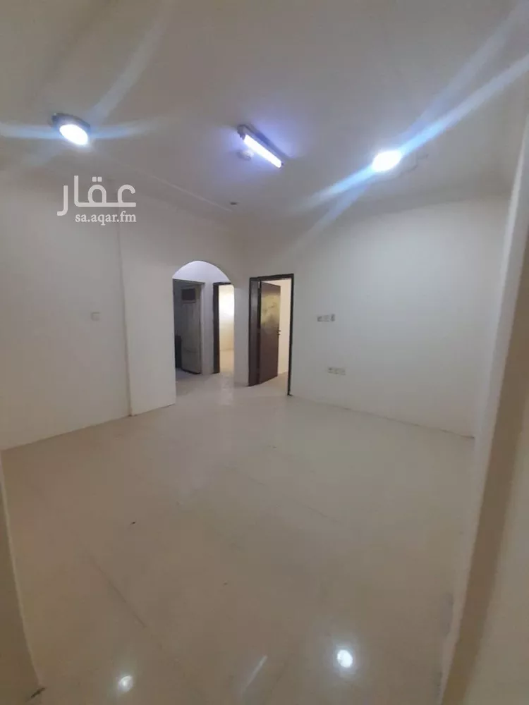 شقة للإيجار في شارع الدمام, حي الحزم الجنوبي, مدينة الاحساء, المنطقة الشرقية صورة 3