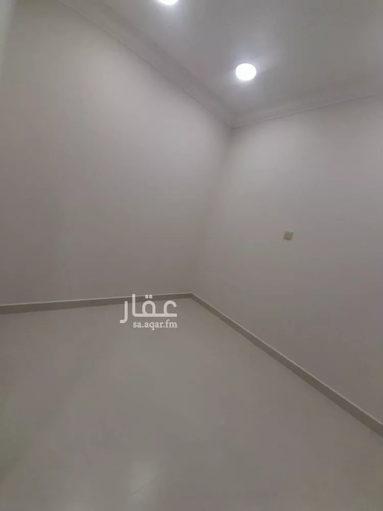 شقة للإيجار في شارع المشوره, حي الجامعيين, مدينة الاحساء, المنطقة الشرقية