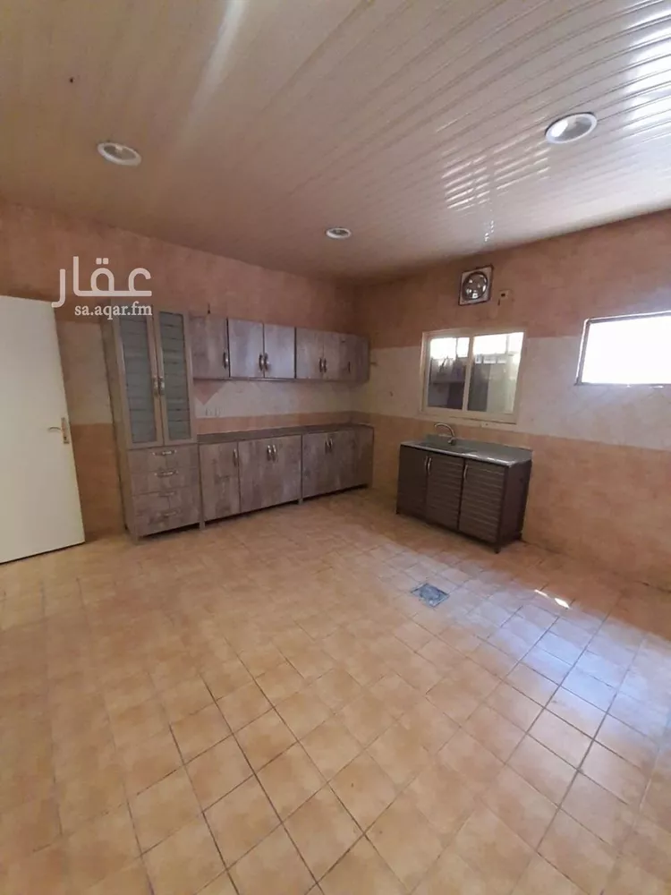 شقة للإيجار في شارع معبد بن عباد بن غنم, حي البندرية, مدينة الاحساء, المنطقة الشرقية صورة 5