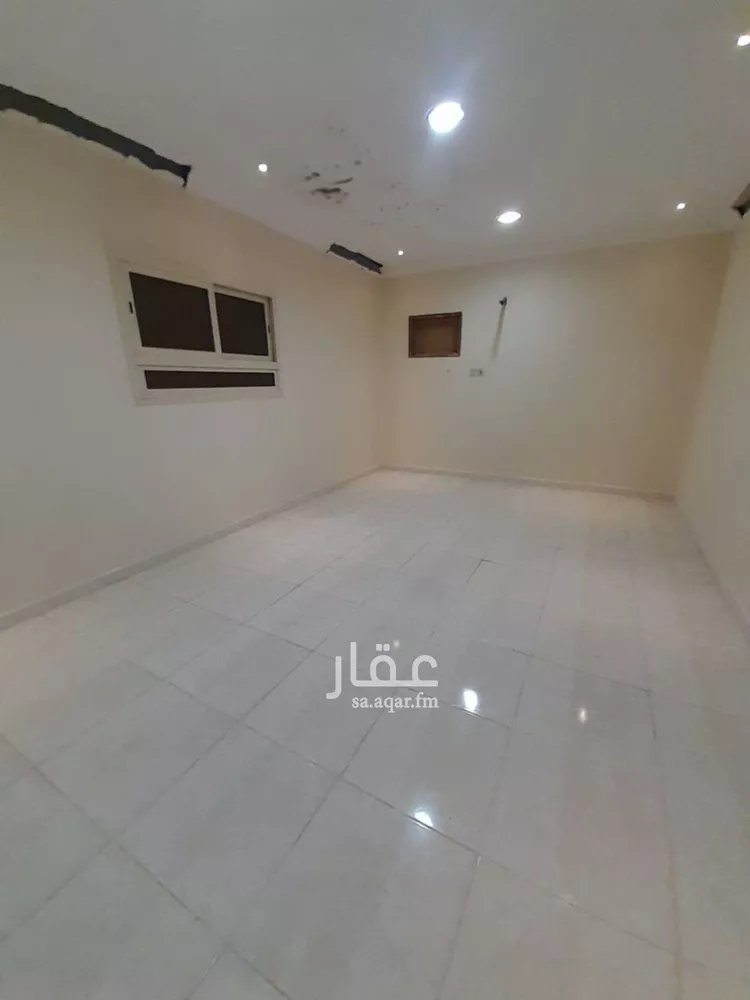 شقة للإيجار في شارع ابو المظفر البغدادي, حي منسوبي التعليم الأول, مدينة الاحساء, المنطقة الشرقية صورة 3