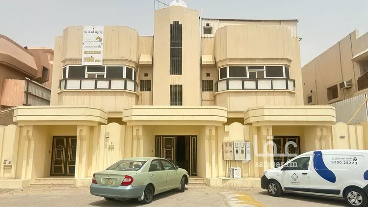 شقة للإيجار في شارع ابن الازهر, حي المثلث, مدينة الاحساء, المنطقة الشرقية