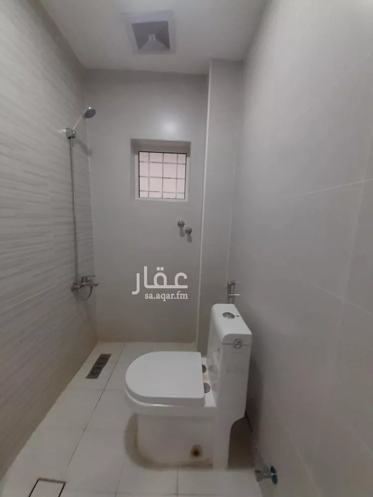 شقة للإيجار في شارع حسن المدني, حي الحمراء الثالث, مدينة الاحساء, المنطقة الشرقية صورة 2