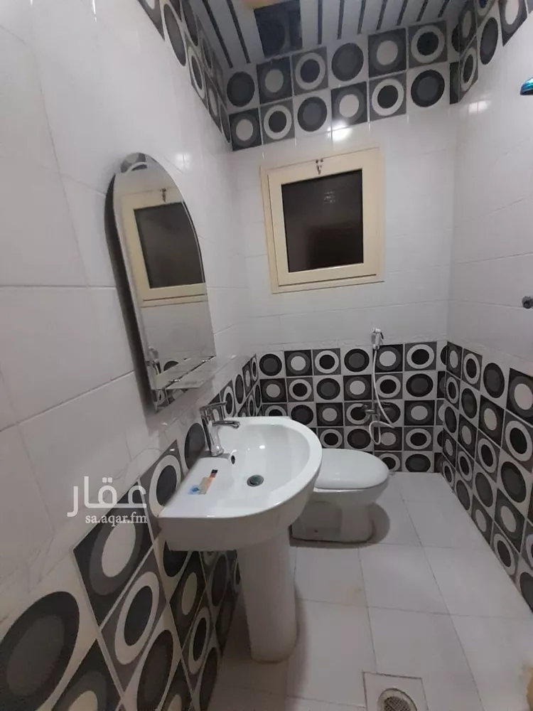 شقة للإيجار في شارع ابو المظفر البغدادي, حي منسوبي التعليم الأول, مدينة الاحساء, المنطقة الشرقية صورة 4