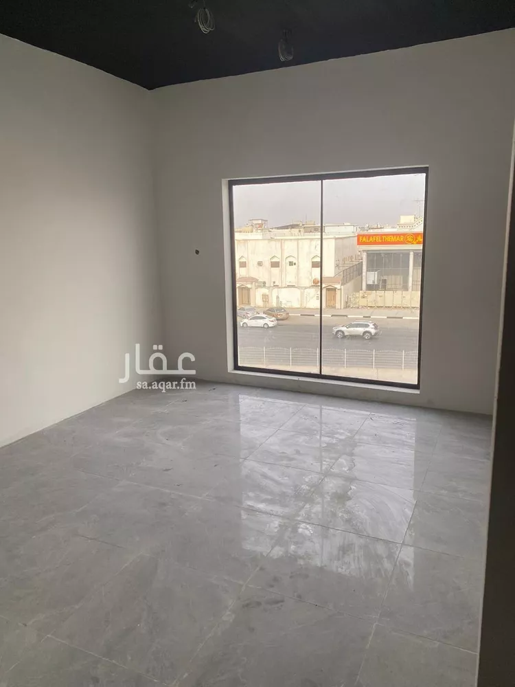 مكتب تجاري للإيجار في شارع طريق الملك عبدلله, حي الروضة2, مدينة الاحساء, المنطقة الشرقية صورة 4