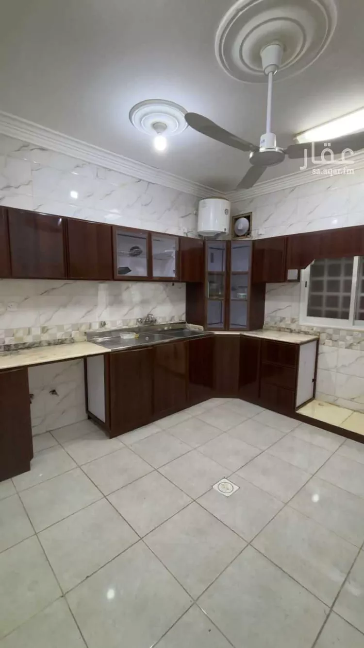 شقة للإيجار في شارع 5524687, حي ال بريد, مدينة احد رفيده, منطقة عسير