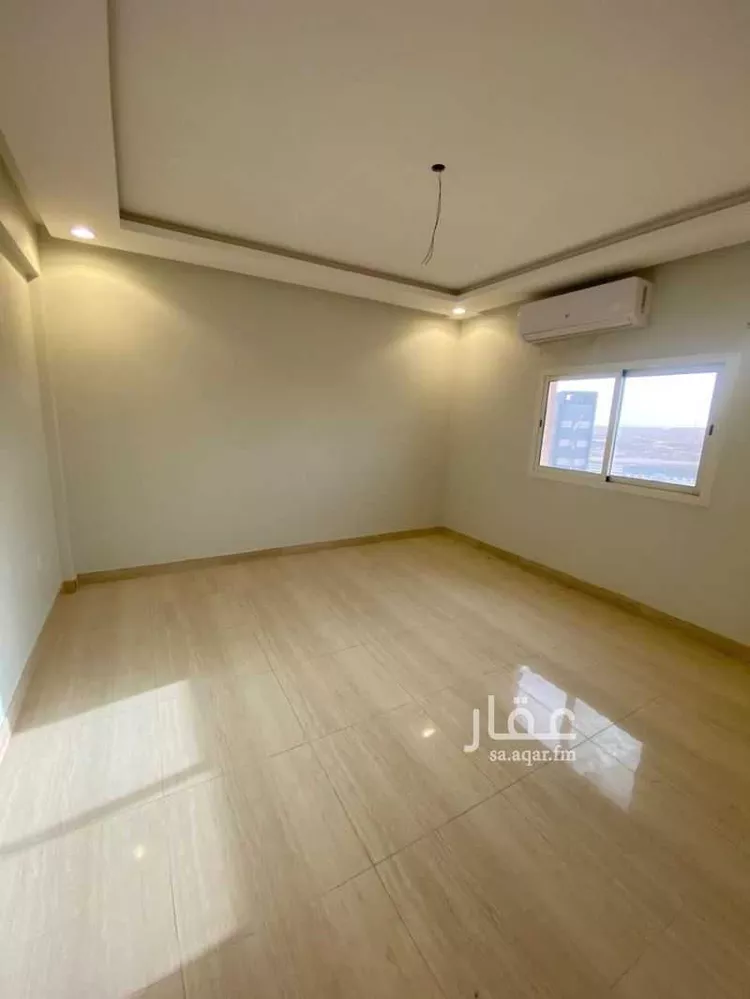 شقة للبيع في شارع محمد بن عباد, حي مطار الملك خالد الدولي, مدينة الرياض, منطقة الرياض صورة 2