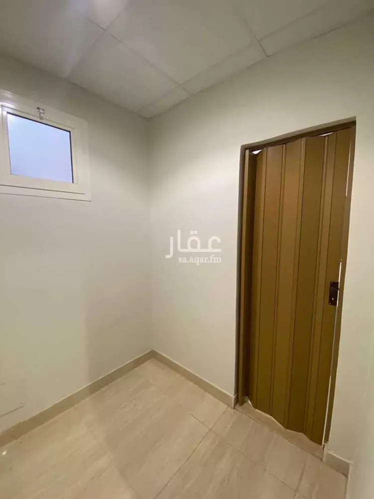 شقة للبيع في شارع محمد بن عباد, حي مطار الملك خالد الدولي, مدينة الرياض, منطقة الرياض 6